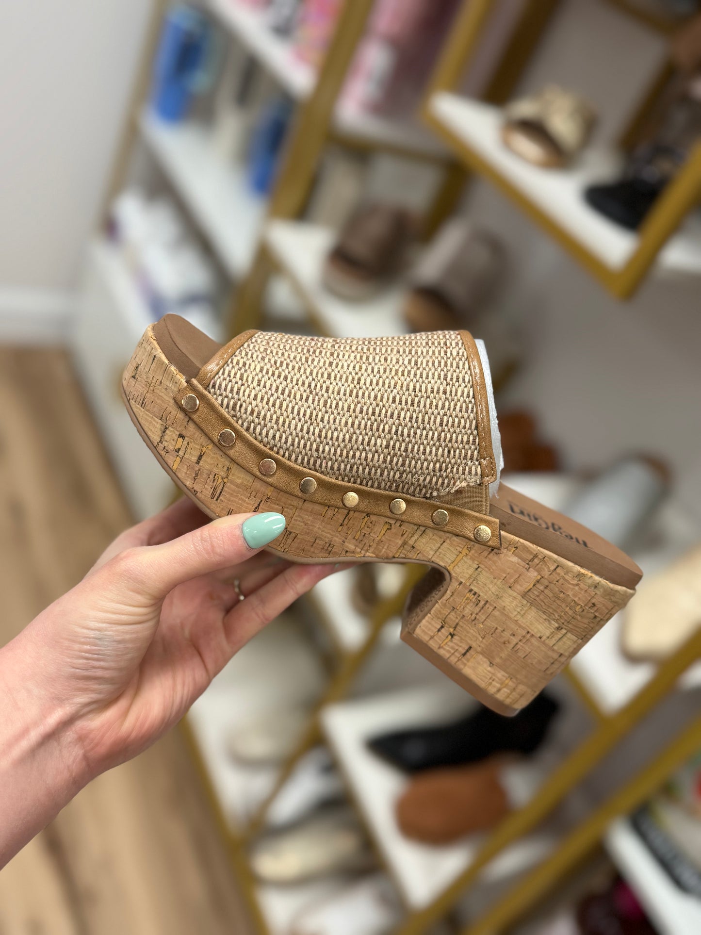 HONEY RAFFIA SHOES