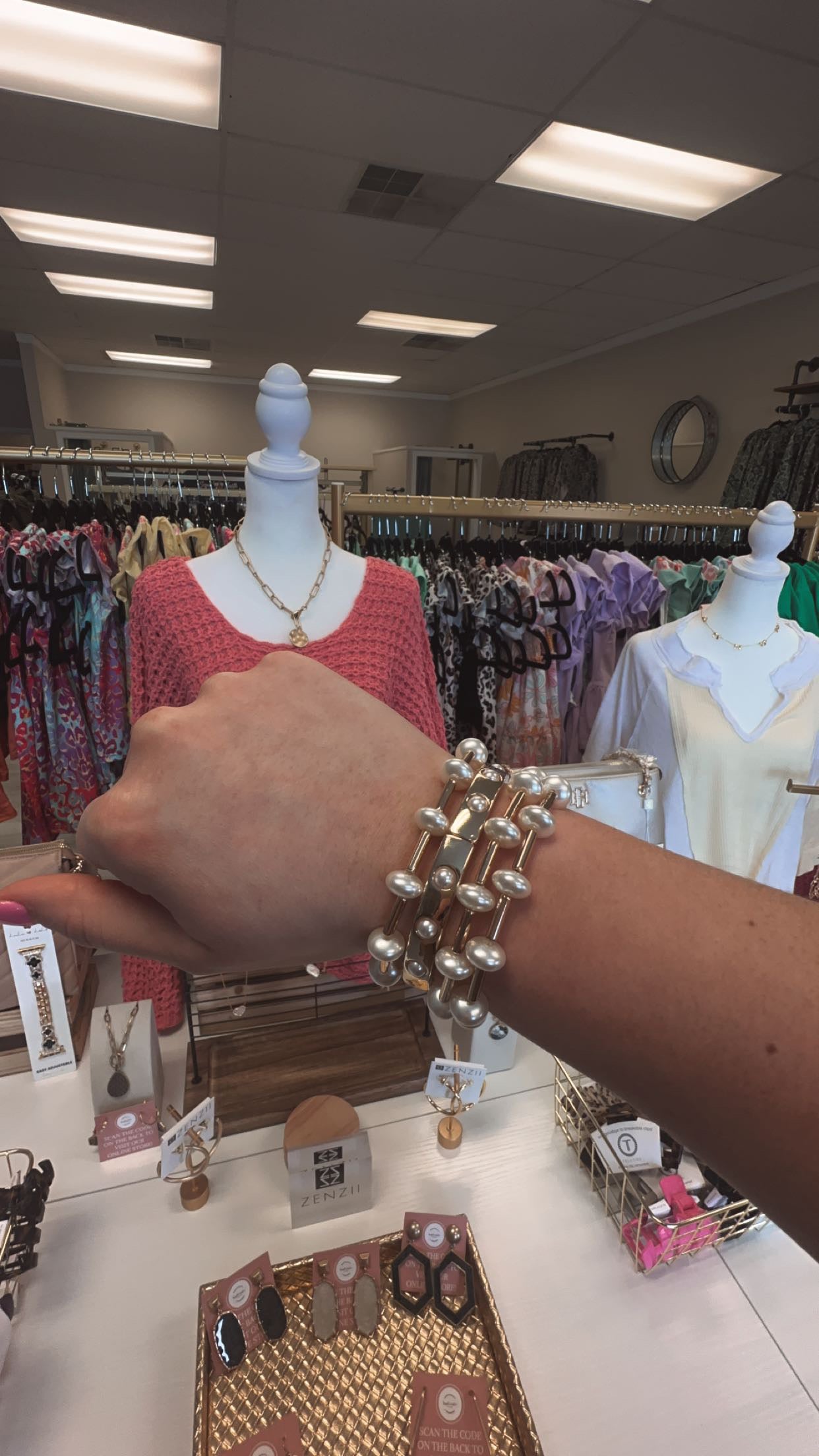 ETERNITY PEARL BRACLET