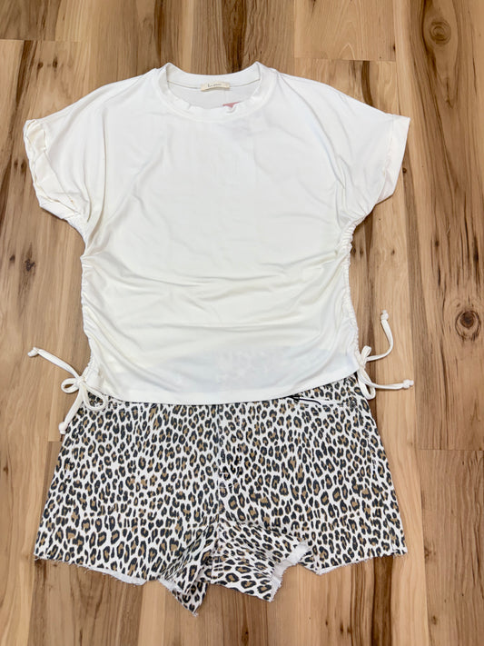 FINN HIGH RISE SHORTS