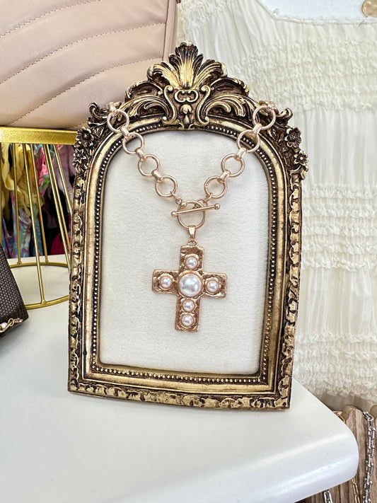 CROSS TOGGLE NECKLACE