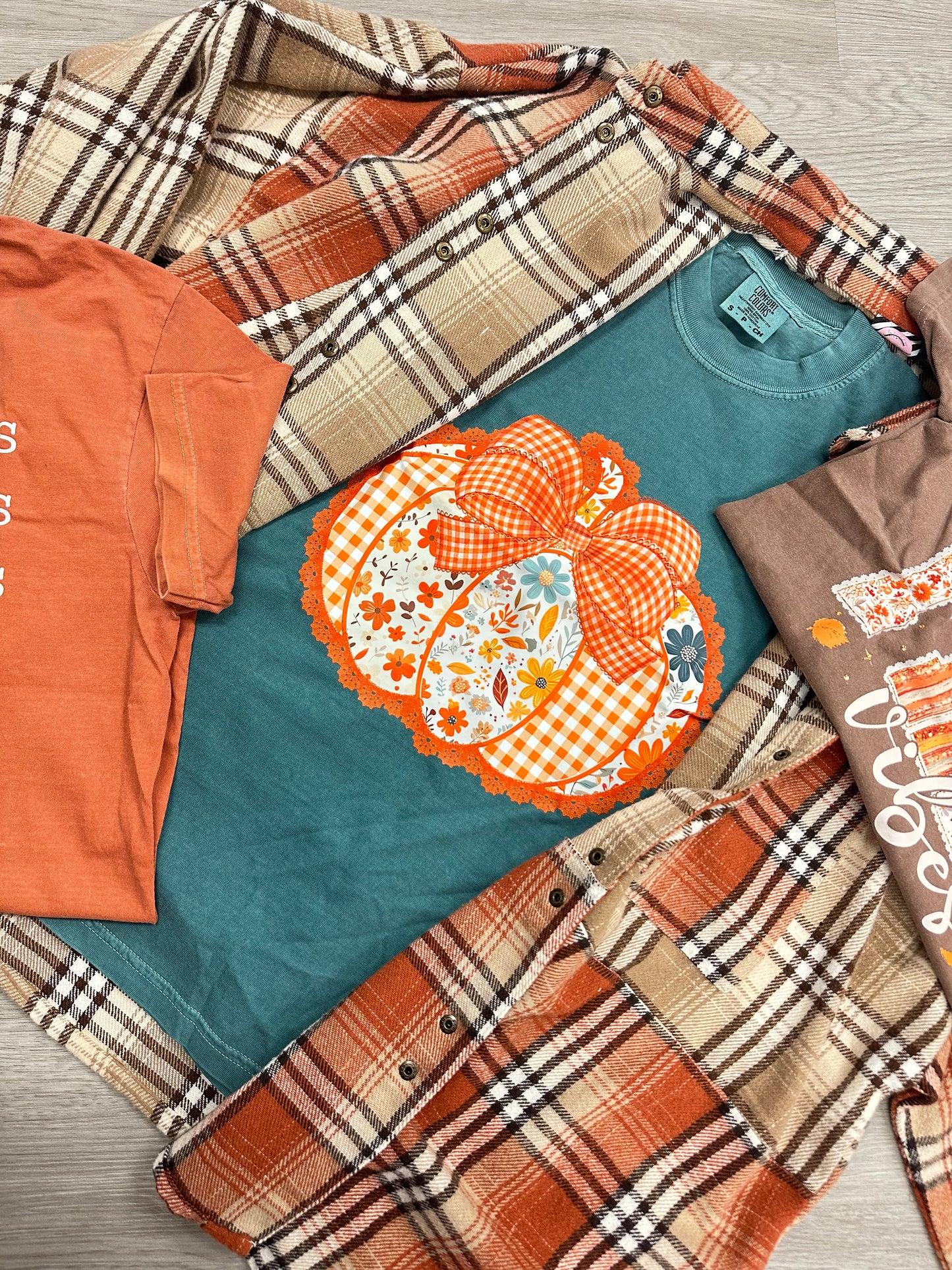 PUMPKIN TEE