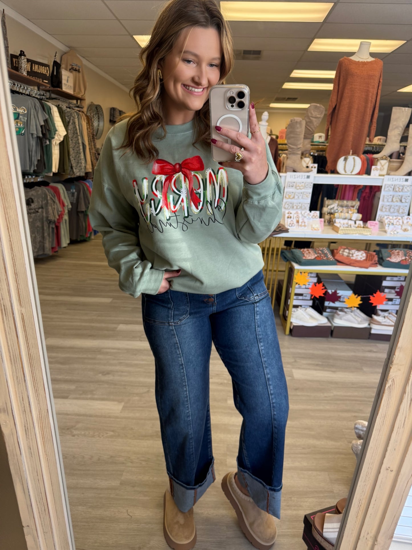 MERRY CHRISTMAS CREWNECK