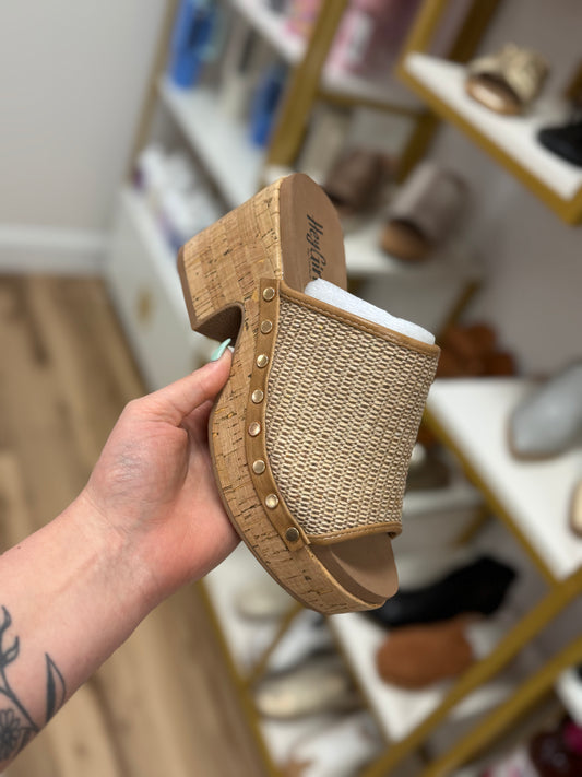 HONEY RAFFIA SHOES