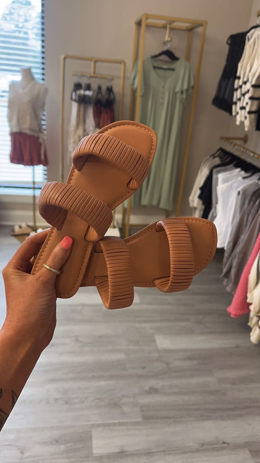 SANDY SHOES