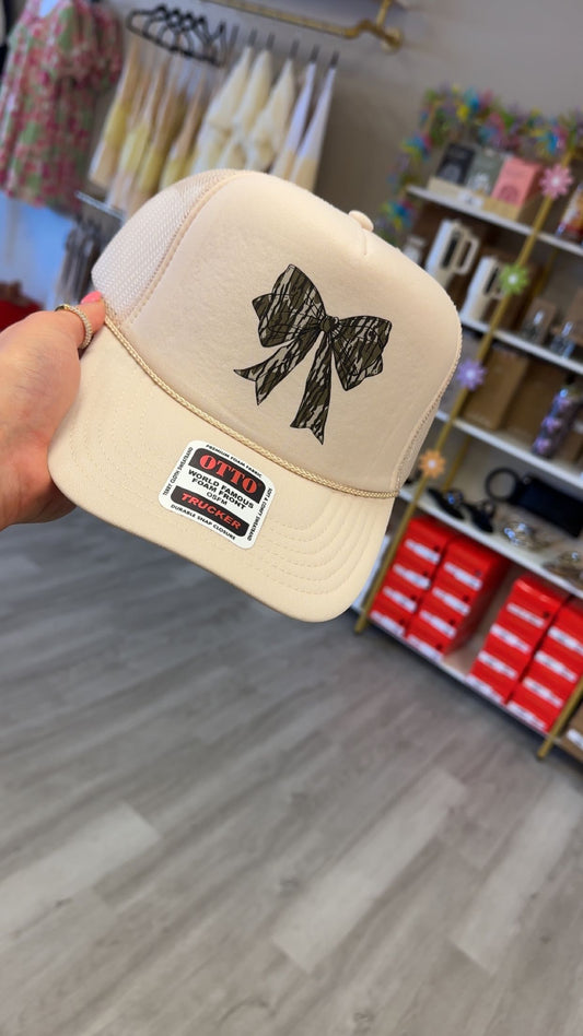 BC BOW HAT